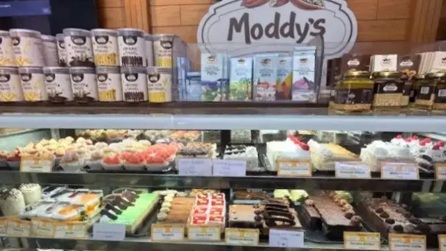 Modern Stores & Moddys Chocolates Ooty